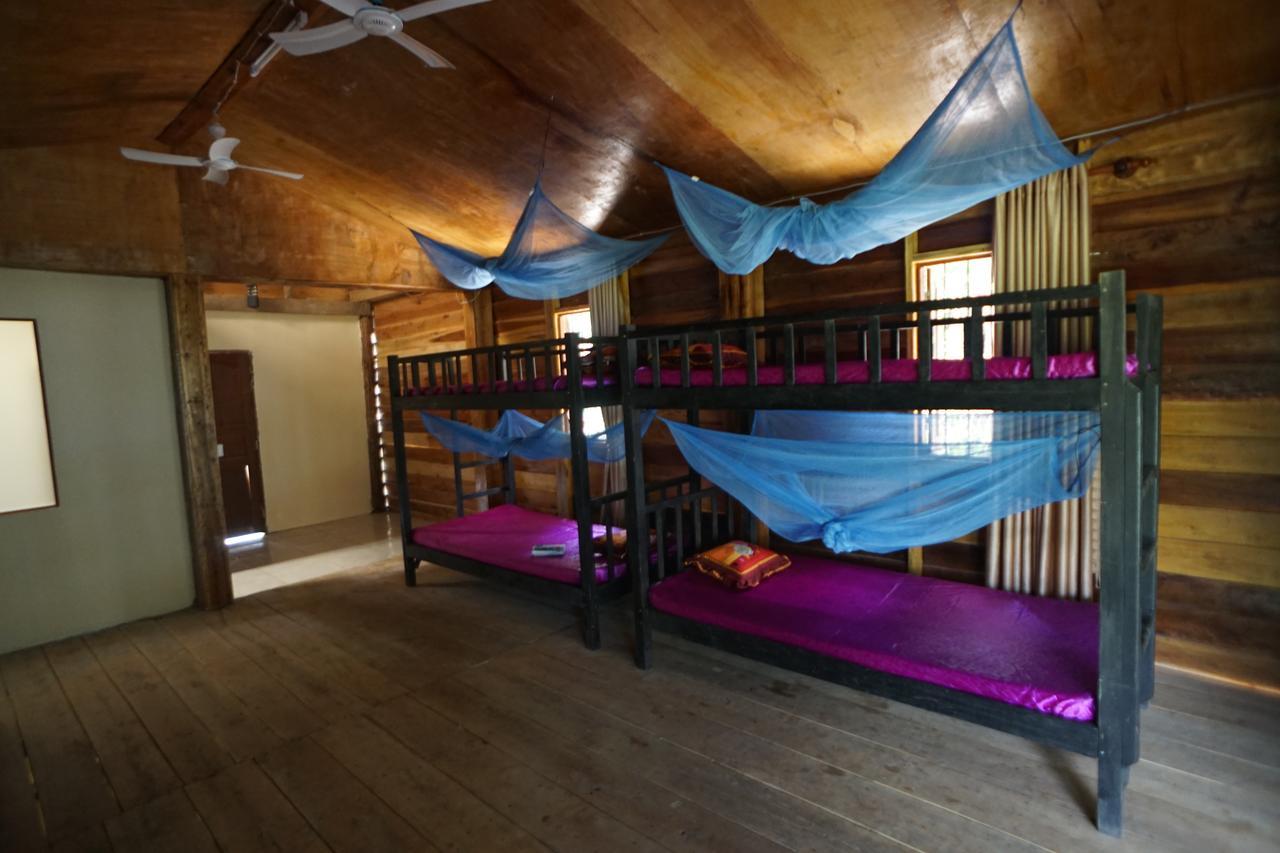 Hostel Suns Of Beaches Koh Rong Exterior foto